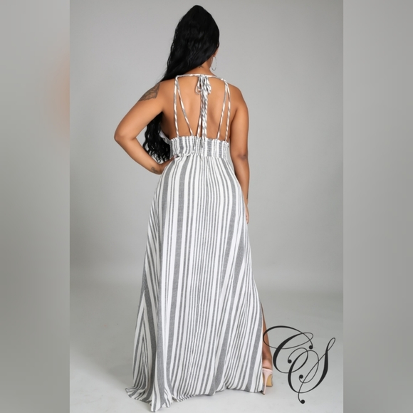 Arlissa Striped Maxi Dress - Picture 6 of 6